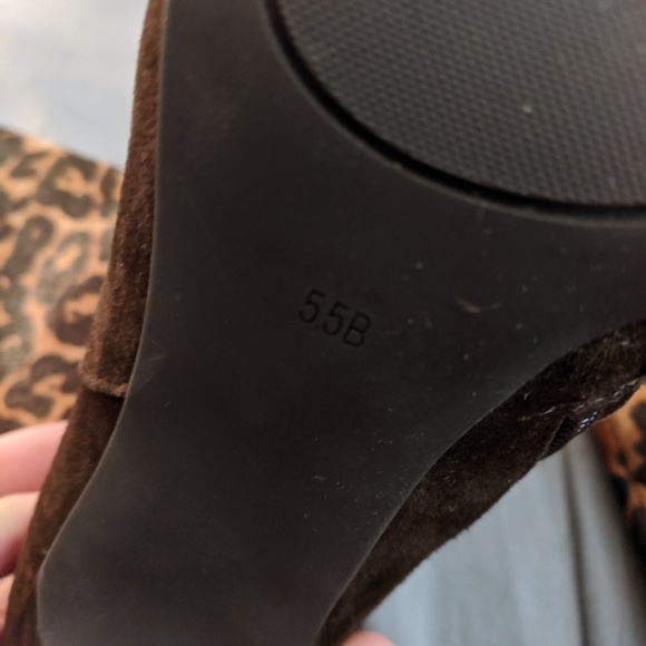 Lauren Ralph Lauren Halina leopard boot size 5.5B - Picture 4 of 5